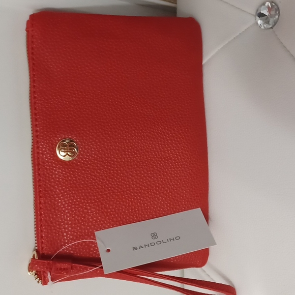 Bandolino Wristle - Picture 4 of 4